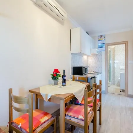Apartments Fidelis Trogir Exterior photo