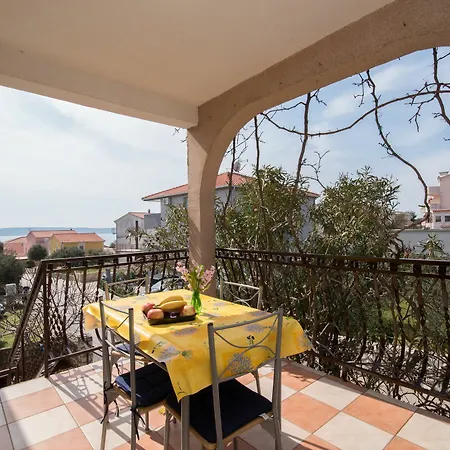 Apartments Fidelis Trogir Exterior photo